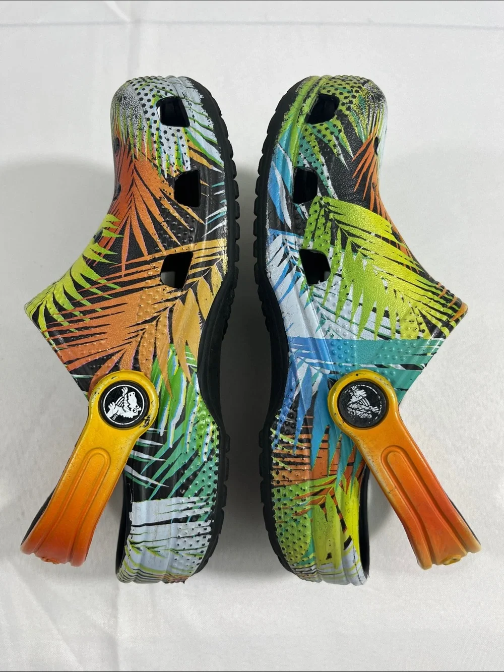 CROCS Classic Pool Party Clog Shoes Kids Size 12 Tropical Multicolor Unisex